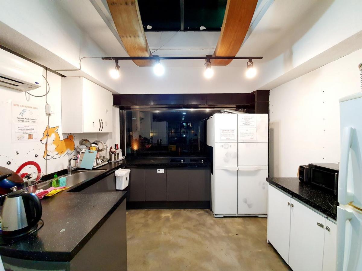 Kimchee Busan Downtown Guesthouse Экстерьер фото